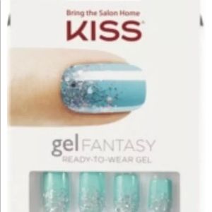 Medium Kiss Gel Fantasy Nails